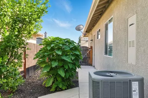 4203 Mockingbird Ct, Rocklin, CA 95677 photo 28