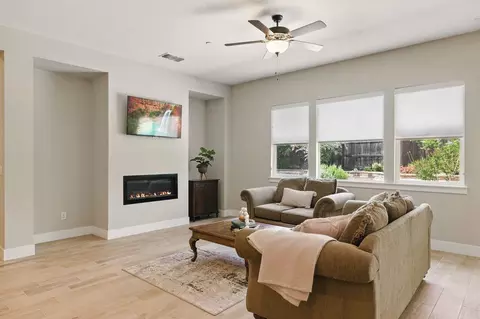 4203 Mockingbird Ct, Rocklin, CA 95677 photo 4