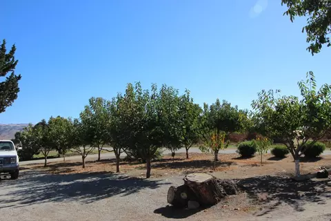 2025 Pacheco Pass Hwy, Gilroy, CA 95020