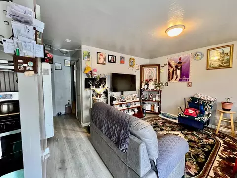 Living - 128 Maple Ave, Watsonville, CA 95076 photo 2 of 3
