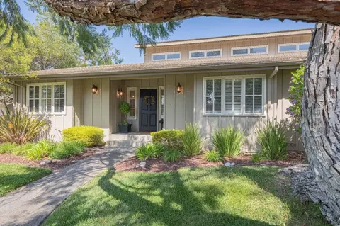 25547 Meadowview Cir, Salinas, CA 93908 photo 4