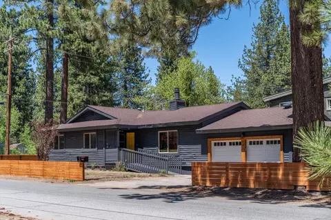941 Sunset Dr, South Lake Tahoe, CA 96150