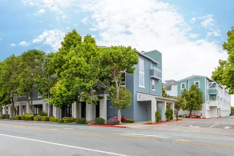 1066 41st Ave A302, Capitola, CA 95010