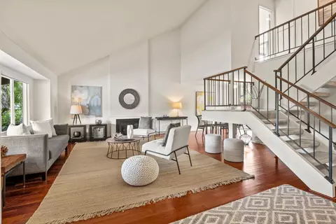 1 Le Havre Pl, Half Moon Bay, CA 94019
