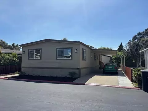 255 E Bolivar St 84, Salinas, CA 93906 photo 2