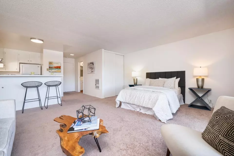 Bedroom - 1458 Hudson St 305, Redwood City, CA 94061 photo 6 of 6