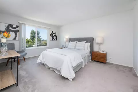 Bedroom - 1458 Hudson St 305, Redwood City, CA 94061 photo 1 of 6