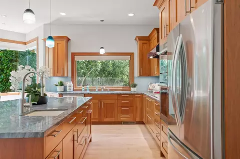 989 Lane Ave, Mountain View, CA 94040 photo 17