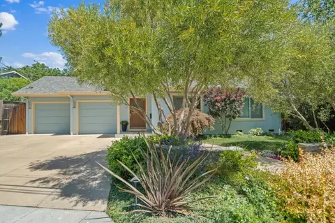 989 Lane Ave, Mountain View, CA 94040 photo 2