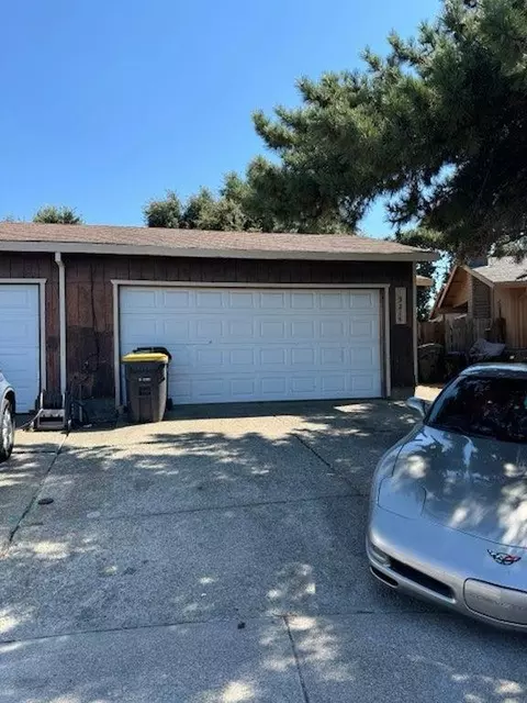 9214-9216 Darby Ct, Stockton, CA 95209