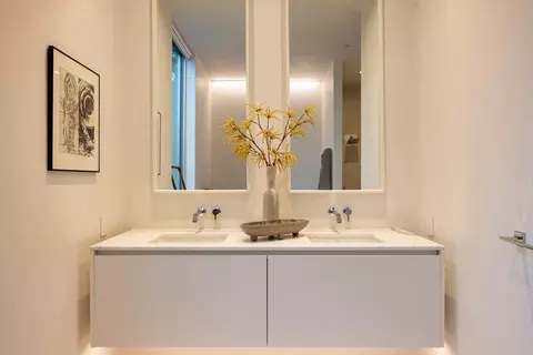 Bath - 3159 Stevenson Dr, Pebble Beach, CA 93953 photo 1 of 7