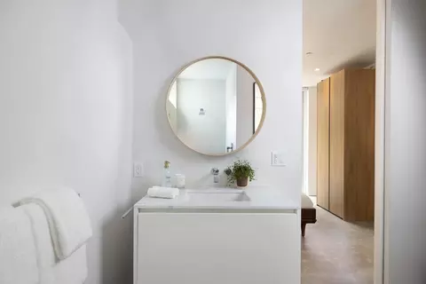Bath - 3159 Stevenson Dr, Pebble Beach, CA 93953 photo 6 of 7
