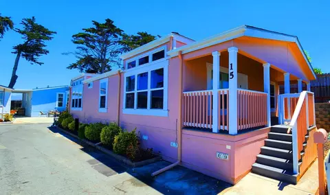 347 Carmel Ave 15, Marina, CA 93933