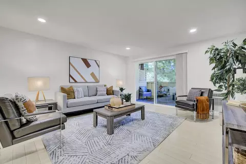 1031 Crestview Dr 109, Mountain View, CA 94040 photo 1