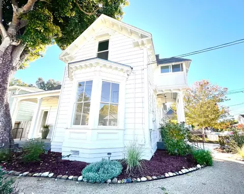 126 Cedar St, Santa Cruz, CA 95060