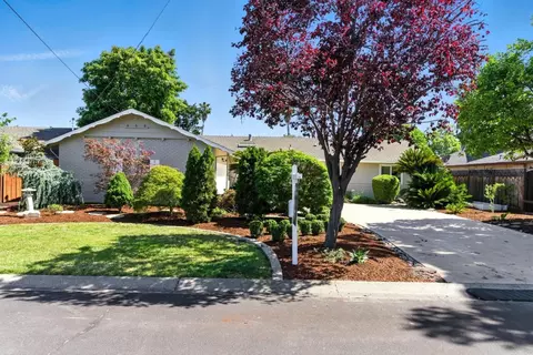 1220 Mcbain Ave, Campbell, CA 95008