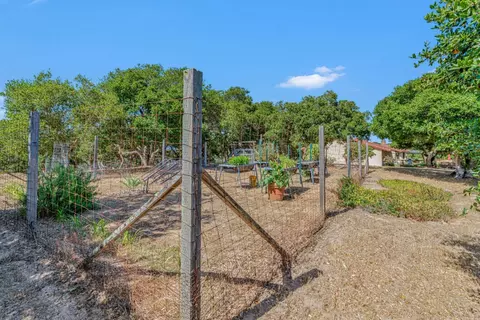 19225 Reavis Way, Salinas, CA 93907 photo 46