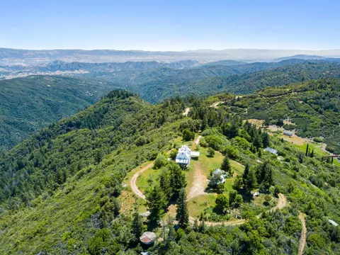 110 Silverline Rd, Los Gatos, CA 95033