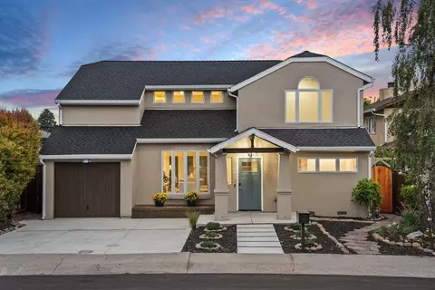 1545 Escalona Dr, Santa Cruz, CA 95060