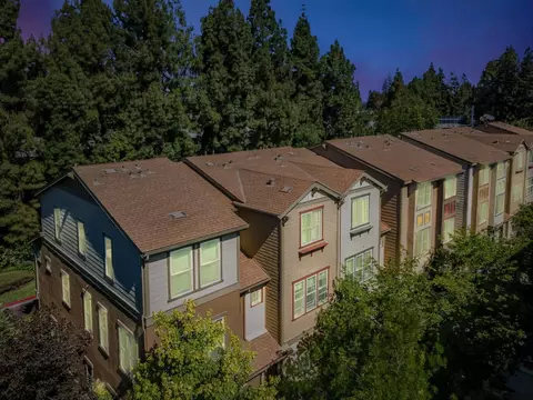 207 Peppermint Tree Ter 4, Sunnyvale, CA 94086