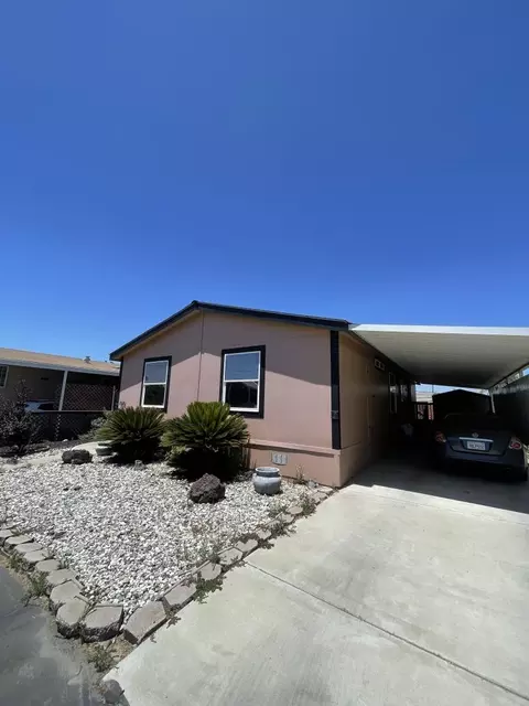 1505 La Perla Dr, Modesto, CA 95357