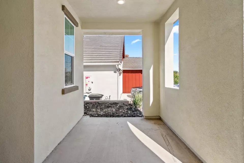 Entry Way - 1455 Winzer Pl, Gilroy, CA 95020 photo 4 of 4