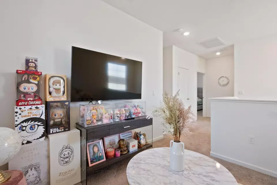 Entry Way - 1455 Winzer Pl, Gilroy, CA 95020 photo 3 of 4