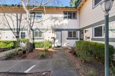 1358 Terra Nova Blvd, Pacifica, CA 94044