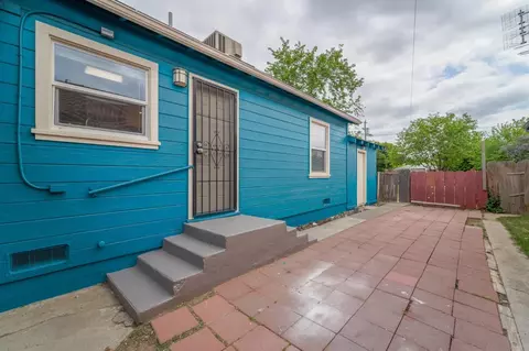 636 W 25th St, Merced, CA 95340 photo 10