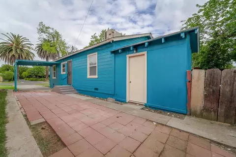 636 W 25th St, Merced, CA 95340 photo 9