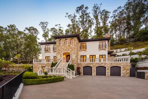 414 Pinehill Rd, Hillsborough, CA 94010