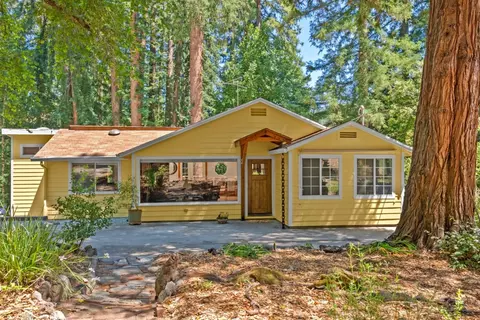 260 Overlook Dr, Boulder Creek, CA 95006