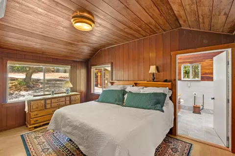 Bedroom - 260 Overlook Dr, Boulder Creek, CA 95006 photo 1 of 6