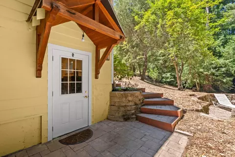 Exterior - 260 Overlook Dr, Boulder Creek, CA 95006 photo 2 of 14