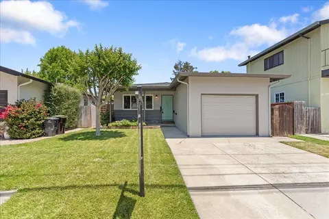 530 Western Dr, Santa Cruz, CA 95060