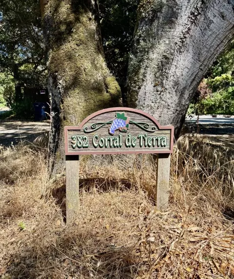 382 Corral De Tierra Rd, Salinas, CA 93908