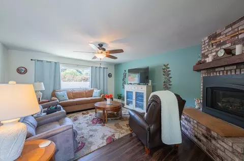 Living - 18101 Berta Canyon Rd, Salinas, CA 93907 photo 1 of 3