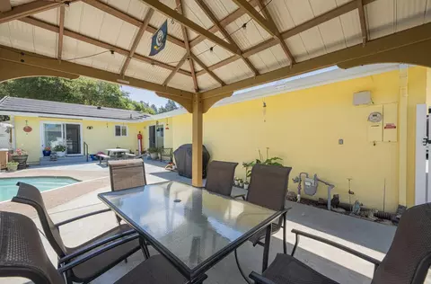 Exterior - 18101 Berta Canyon Rd, Salinas, CA 93907 photo 7 of 11