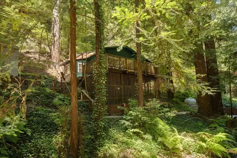 1022 Brookside Dr, Felton, CA 95018
