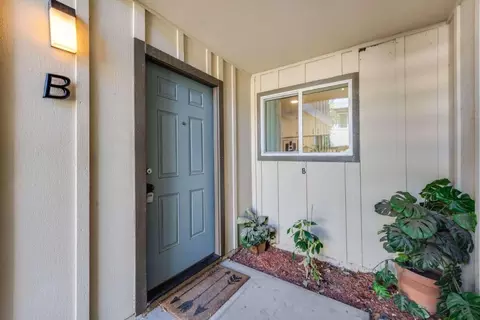 99 Sherland Ave B, Mountain View, CA 94043 photo 2