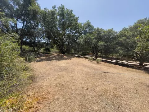 58 Desmond Rd, Salinas, CA 93907 photo 3