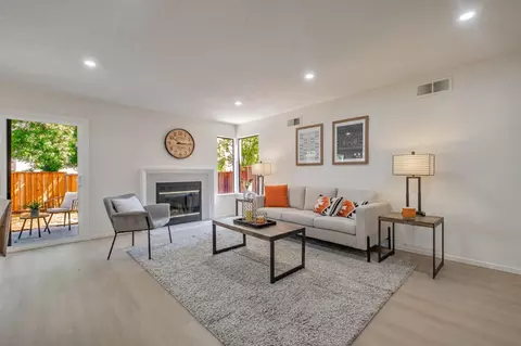 941 Huntington Cmn, Fremont, CA 94536