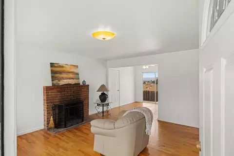 1609 Soto St, Seaside, CA 93955 photo 3
