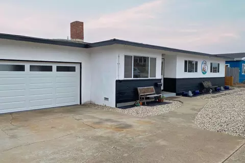 1609 Soto St, Seaside, CA 93955 photo 2