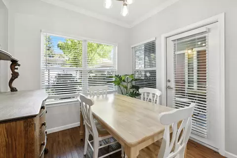 Dining - 8434 Walerga Rd 1011, Antelope, CA 95843 photo 2 of 2