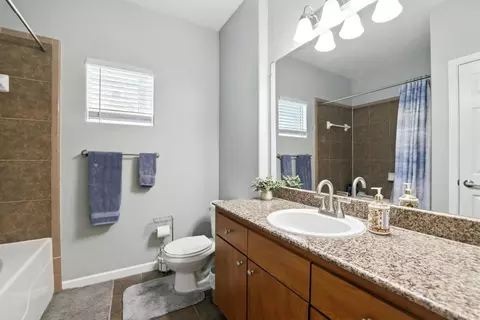 Bath - 8434 Walerga Rd 1011, Antelope, CA 95843 photo 4 of 6