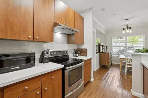 Kitchen - 8434 Walerga Rd 1011, Antelope, CA 95843 photo 3 of 4