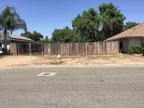 413411 Fig St, Madera, CA 93638 photo 2