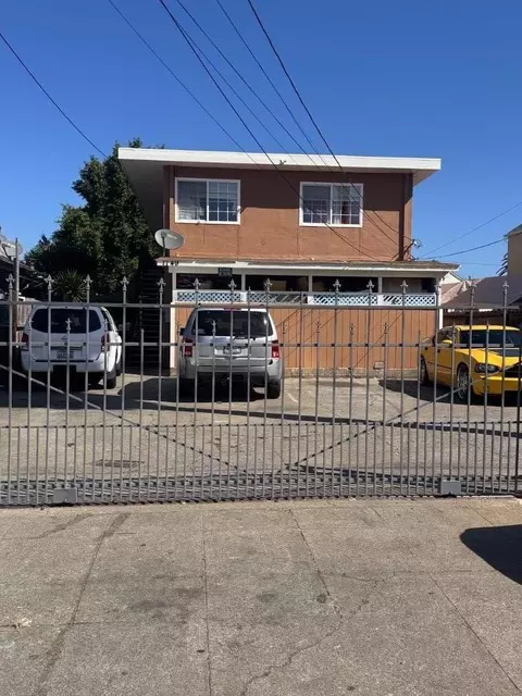 1749 84th Ave, Oakland, CA 94621