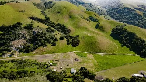View/Area - 100 Old Stage Rd, San Juan Bautista, CA 95045 photo 4 of 14